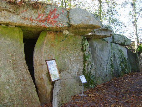 Bagneux dolmen (ancient-wisdom.com)