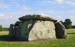 madelaine dolmen (ancient-wisdom.com)