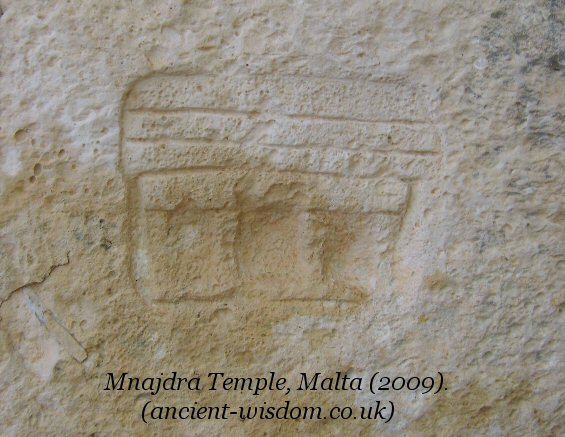 mnajdra temple facade engraving